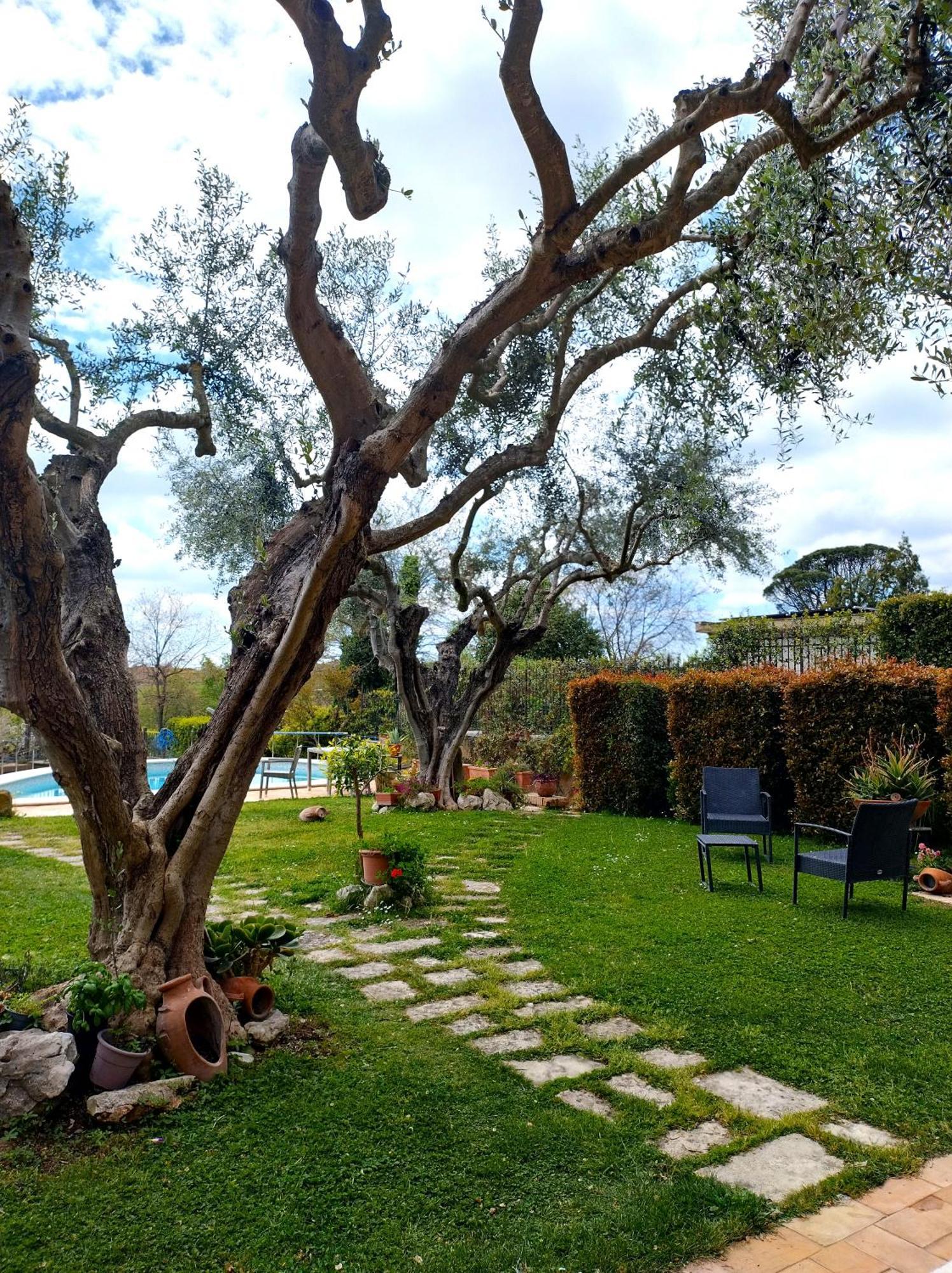 La Valle Dei Casali Com Frühstückspension Rom