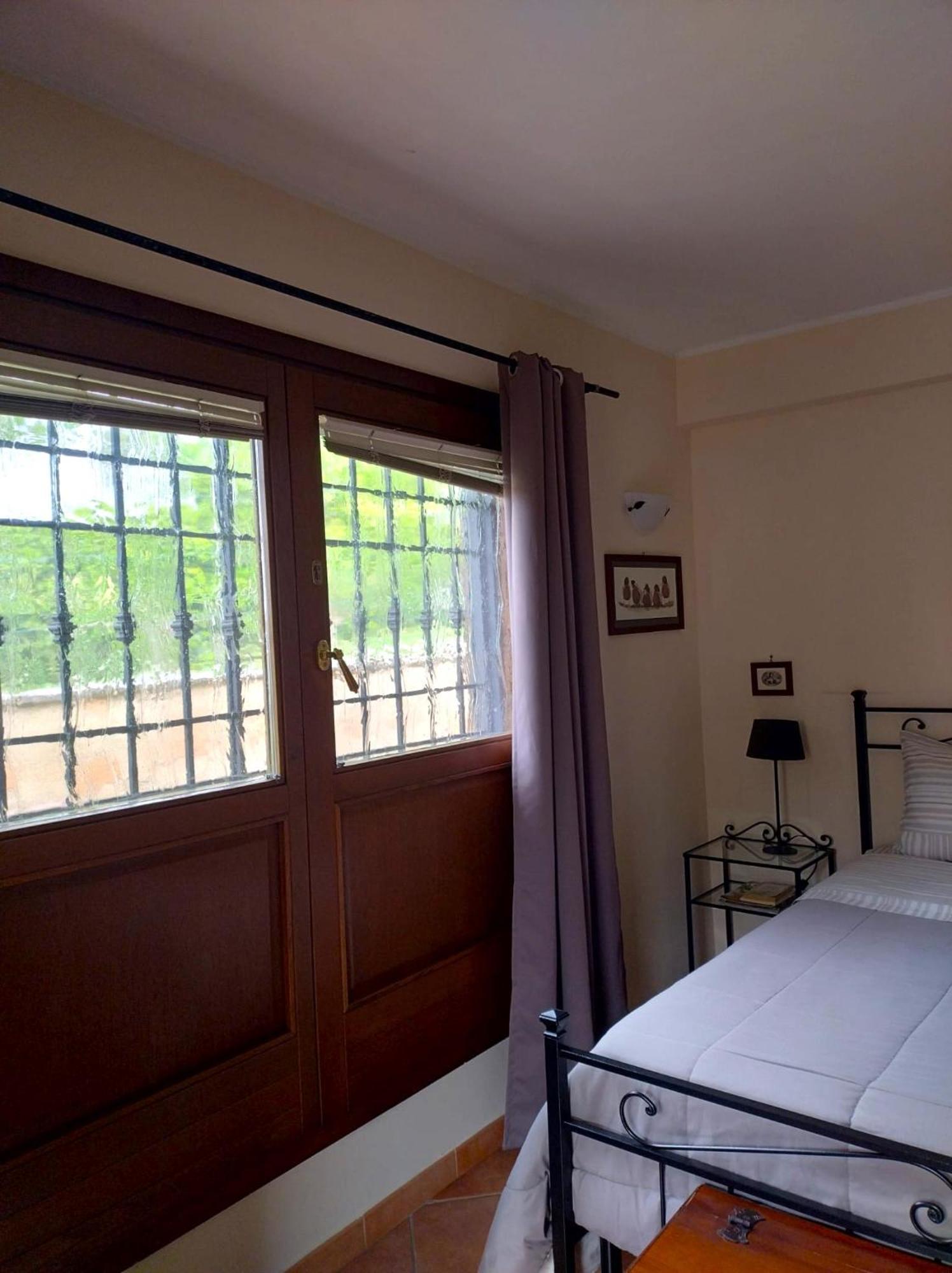 La Valle Dei Casali Com Frühstückspension Rom
