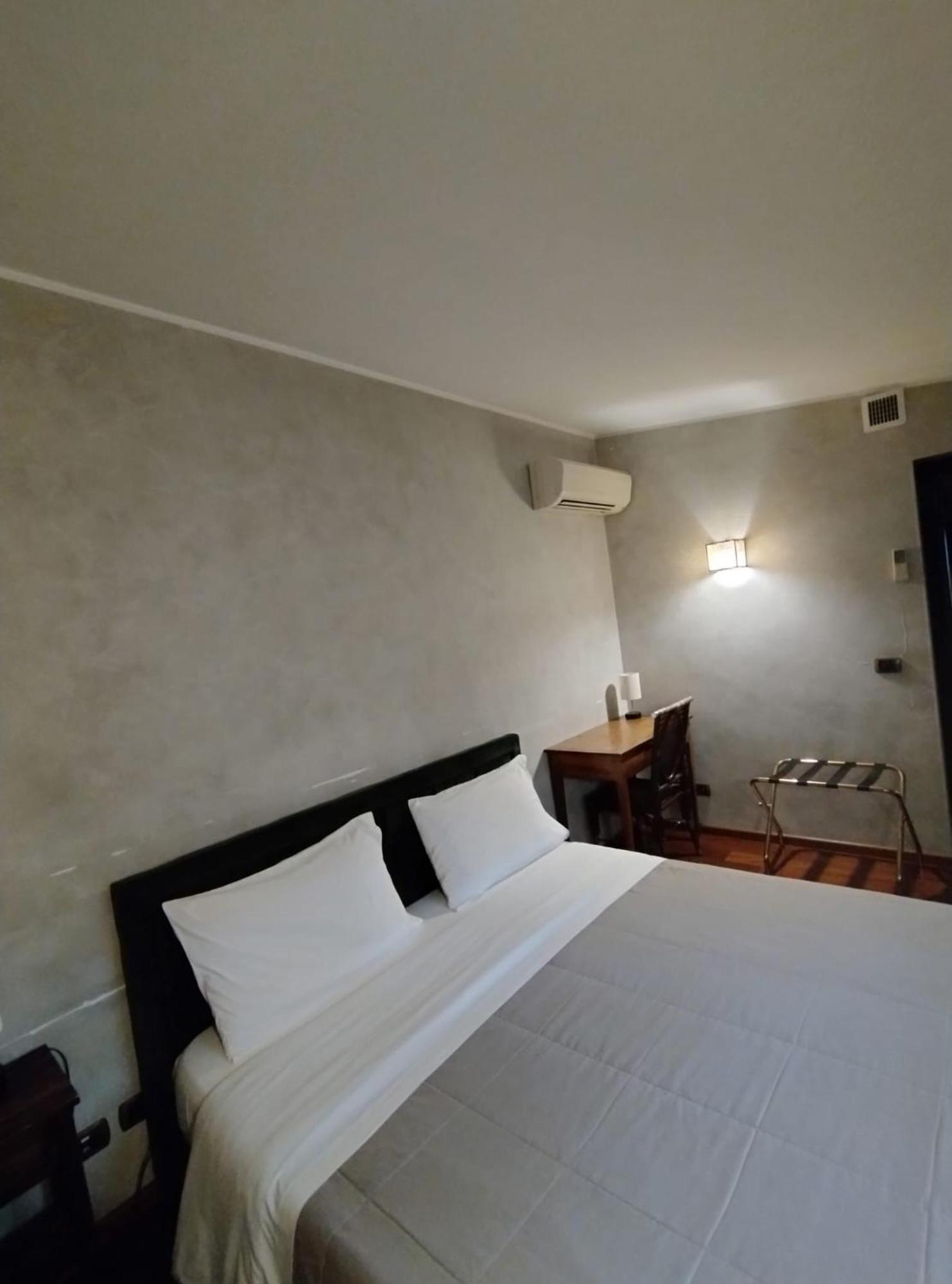 La Valle Dei Casali Con Piscina E Natura A Bed and breakfast Roma
