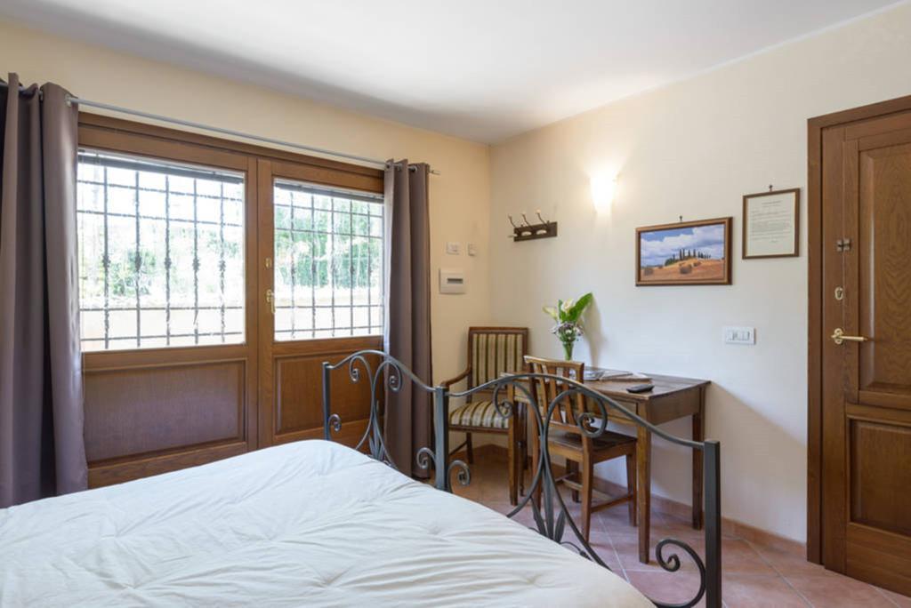 Frühstückspension La Valle Dei Casali Com 3*