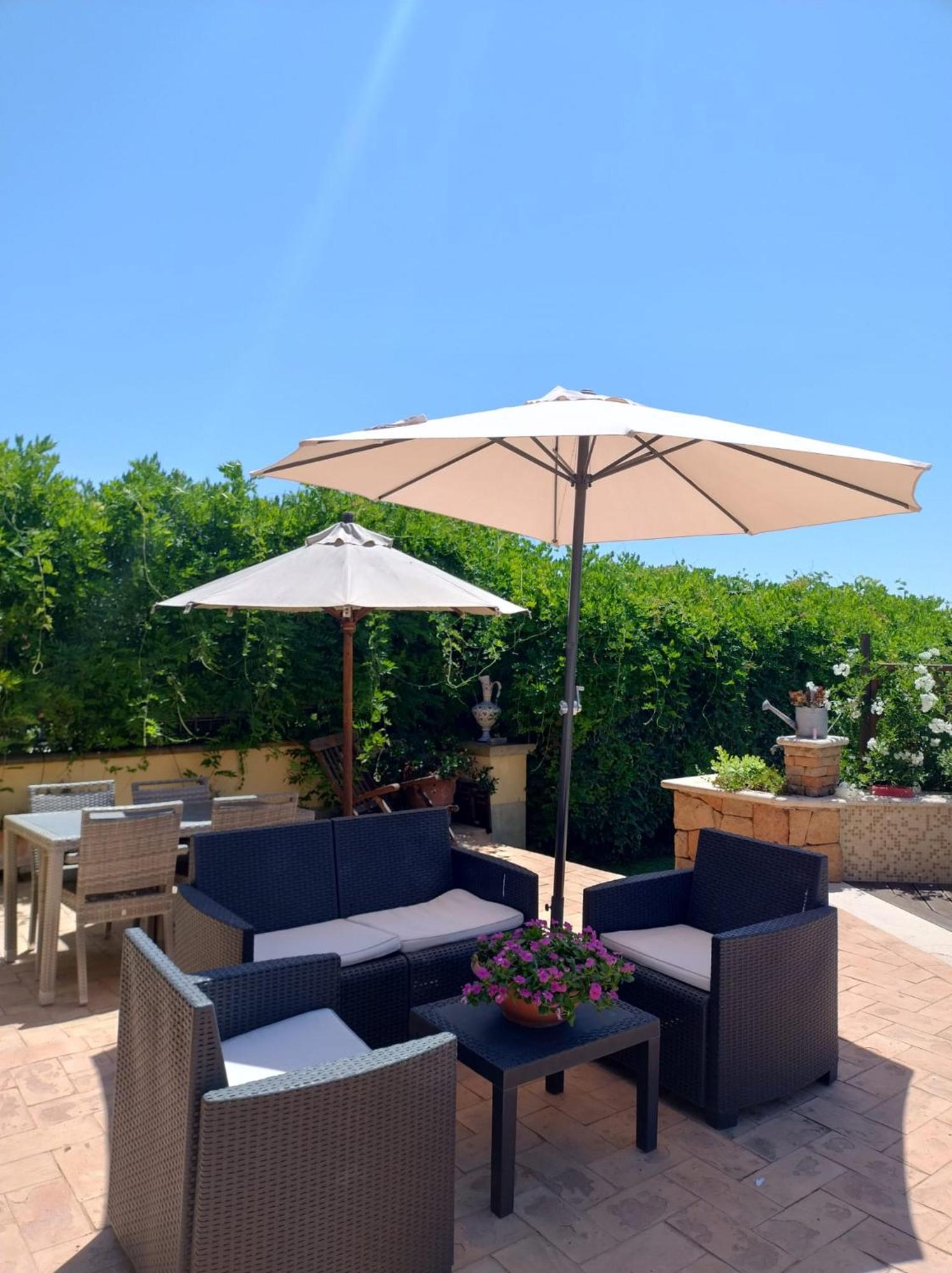 Frühstückspension La Valle Dei Casali Con Piscina E Natura A Rom